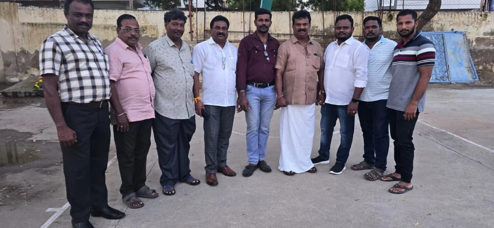 17/11/24 அன்று தூத்துக்குடியில் பாண்டியாதிபதி தேர்மாறன் அவர்களின் கல்லறை தோட்டத்திற்கு சென்று மாலை அணிவித்து மரியாதை செலுத்தியது மற்றும் பரதவர் அரசாணை பெறுவதற்கு அடுத்த கட்ட நகர்வு சம்பந்தமாக கலந்தாய்வுக் கூட்டம் நடத்தப்பட்டது.