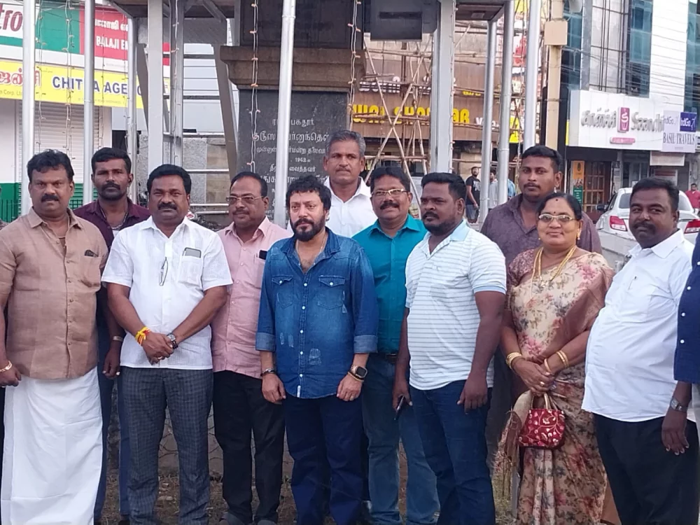 17/11/24 அன்று ஐயா ராவ்பகதூர் குரூஸ் பெர்னாண்டு சிலைக்கு மாலை அணிவித்தது  சிறப்பித்து பரதவர் மக்களின் பெரும் ஆதரவை பெற்ற போது.