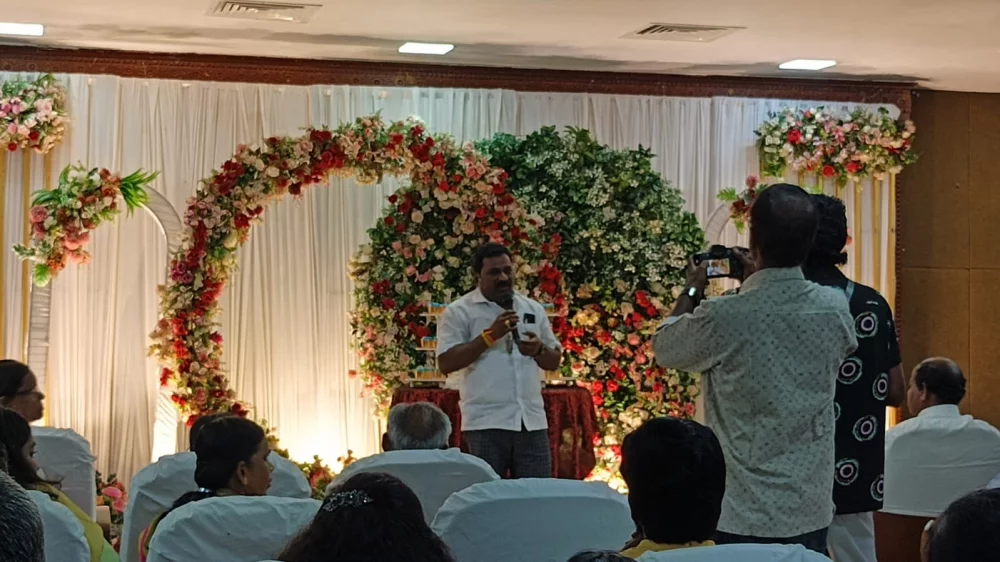 17/11/24 அன்று தூத்துக்குடியில் பாண்டியாதிபதி தேர்மாறன் அவர்களின் கல்லறை தோட்டத்திற்கு சென்று மாலை அணிவித்து மரியாதை செலுத்தியது மற்றும் பரதவர் அரசாணை பெறுவதற்கு அடுத்த கட்ட நகர்வு சம்பந்தமாக கலந்தாய்வுக் கூட்டம் நடத்தப்பட்டது.