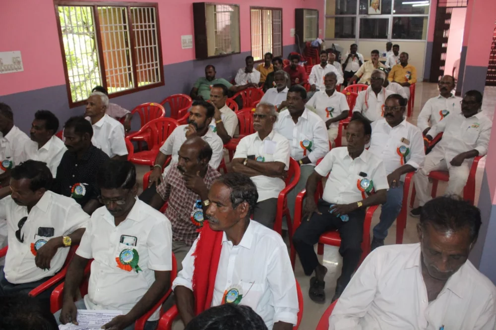 இன்று 21/11/24  உலக மீனவர் தினத்தை முன்னிட்டு வேண்டும்  மீனவனுக்கு மீண்டும் சுதந்திரம் என்ற தலைப்பில் நடைபெற்ற கருத்தரங்கம் நிகழ்ச்சியில்.