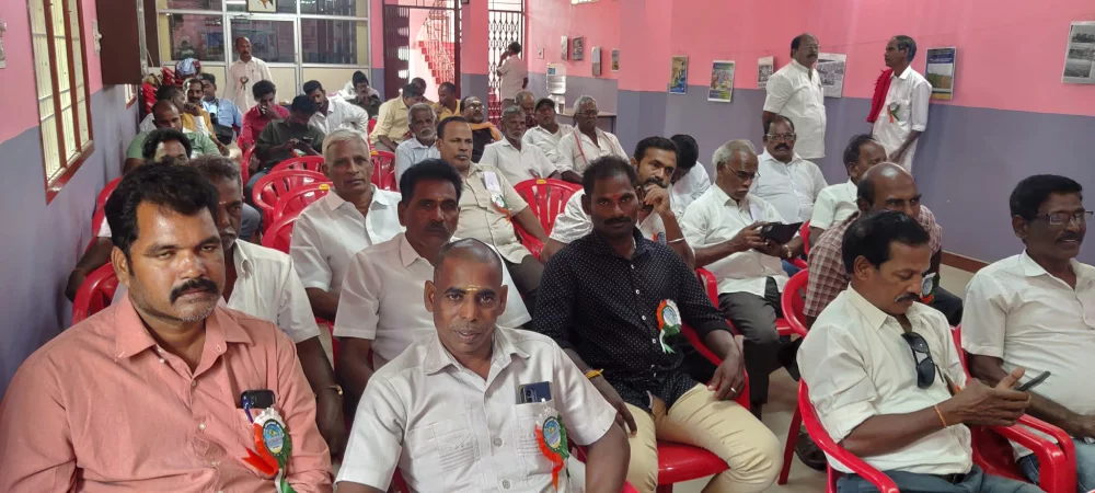 இன்று 21/11/24  உலக மீனவர் தினத்தை முன்னிட்டு வேண்டும்  மீனவனுக்கு மீண்டும் சுதந்திரம் என்ற தலைப்பில் நடைபெற்ற கருத்தரங்கம் நிகழ்ச்சியில்.