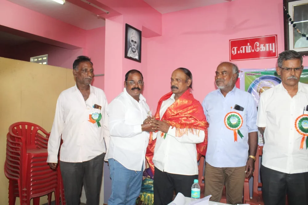 இன்று 21/11/24  உலக மீனவர் தினத்தை முன்னிட்டு வேண்டும்  மீனவனுக்கு மீண்டும் சுதந்திரம் என்ற தலைப்பில் நடைபெற்ற கருத்தரங்கம் நிகழ்ச்சியில்.