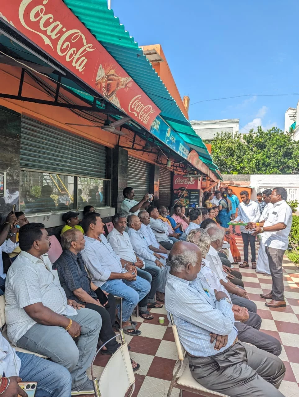 டிசம்பர் மாதம் 7 ஆம் தேதி பிறந்தநாள் விழா நாயகன். பாண்டிச்சேரியின் மறைக்க முடியாத அடையாளம் பரதவர் குல வழித்தோன்றல்சீமான் ந.செல்வராசுலு செட்டியார் அவர்களின் பிறந்தநாள் விழா.