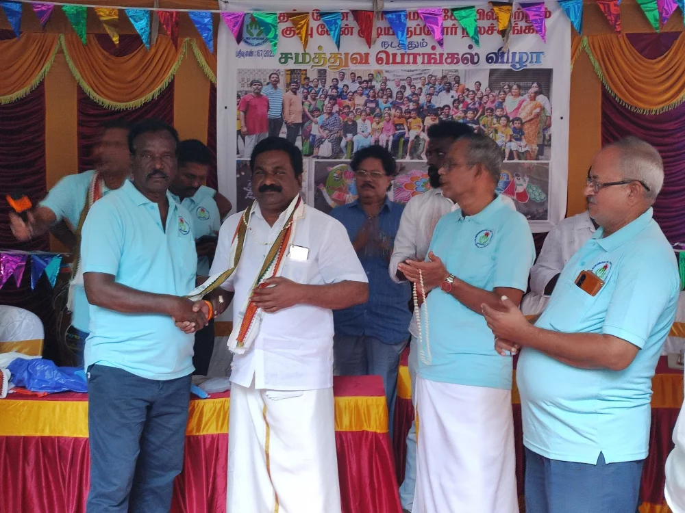 சென்னை இராயபுரம் தம்பு லைன், மாரியம்மன் கோவில் தெரு அசோசியேஷன் சார்பாக நடைபெற்ற பொங்கல் விழா நிகழ்ச்சியில் சிறப்பு அழைப்பாளராக கலந்து கொண்ட போது..