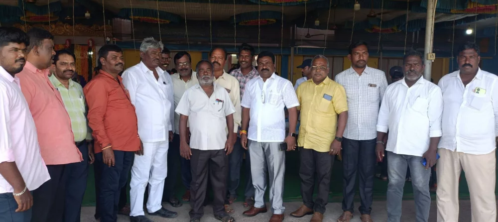 மத்திய மீன்வளத்துறை மேம்பாட்டு வாரிய உறுப்பினர், சகோதரர் *கொள்ளங்காரி பொல்லையா* அவர்களுடன் *தேசிய பரதவர் அரசாணை*, *மாவீரர் வருணக்குலத்தான் முன்னெடுப்பு* குறித்து ஆந்திர பிரதேஷ் காவாலியில் கலந்தாலோசிக்கபட்டது.