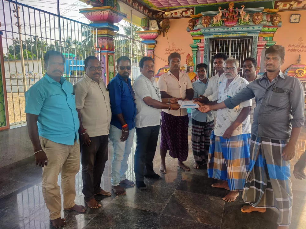 பரதவர் முன்னேற்றப் பேரவை சார்பாக முனைவர் தி.முத்து கண்ணப்பர் படைப்பான சங்க இலக்கியத்தில் நெய்தல்நிலம் நூல் வெளியீட்டு விழாவிற்கு செங்கல்பட்டு மாவட்டத்தில் உள்ள அனைத்து மீனவர் கிராமங்களுக்கும் அழைப்புக் கொடுக்கப்பட்டு நிகழ்ச்சிக்கு வருமாறு அழைத்த போது.