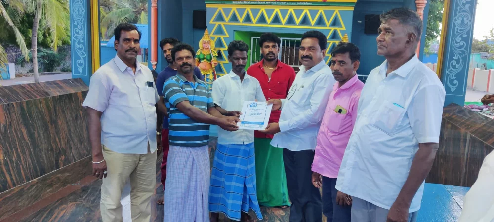 பரதவர் முன்னேற்றப் பேரவை சார்பாக முனைவர் தி.முத்து கண்ணப்பர் படைப்பான சங்க இலக்கியத்தில் நெய்தல்நிலம் நூல் வெளியீட்டு விழாவிற்கு செங்கல்பட்டு மாவட்டத்தில் உள்ள அனைத்து மீனவர் கிராமங்களுக்கும் அழைப்புக் கொடுக்கப்பட்டு நிகழ்ச்சிக்கு வருமாறு அழைத்த போது.