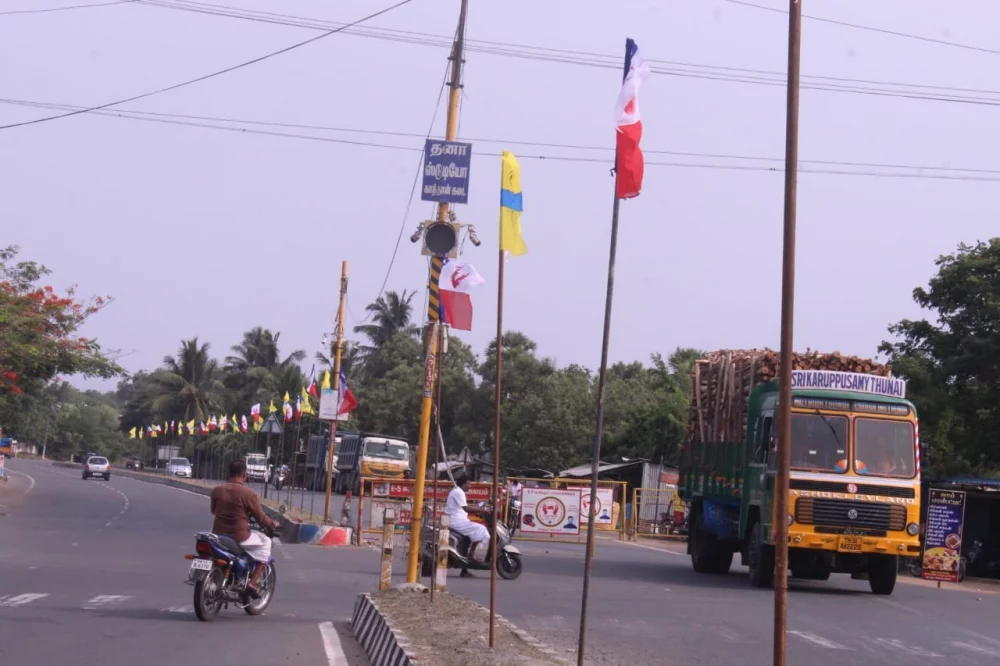 04/06/2022 அன்று பரதவர் முன்னேற்ற பேரவை சார்பாக செங்கல்பட்டு மாவட்டம் ECR கல்பாக்கம் அடுத்த காத்தான்கடை பகுதியில் என்கேபி மஹாலில் நடை பெற்ற முனைவர் தி. முத்து கண்ணப்பர் அவர்களுடைய சங்க இலக்கியத்தில் நெய்தல் நிலம் நூல் வெளியீட்டு விழாவின்போது.