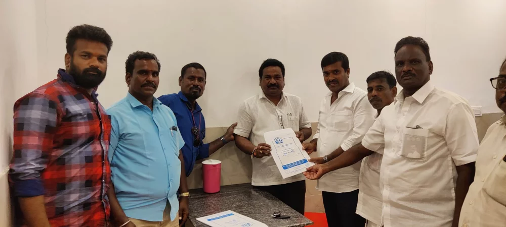 பரதவர் முன்னேற்றப் பேரவை சார்பாக முனைவர் தி.முத்து கண்ணப்பர் படைப்பான சங்க இலக்கியத்தில் நெய்தல்நிலம் நூல் வெளியீட்டு விழாவிற்கு செங்கல்பட்டு மாவட்டத்தில் உள்ள அனைத்து மீனவர் கிராமங்களுக்கும் அழைப்புக் கொடுக்கப்பட்டு நிகழ்ச்சிக்கு வருமாறு அழைத்த போது.