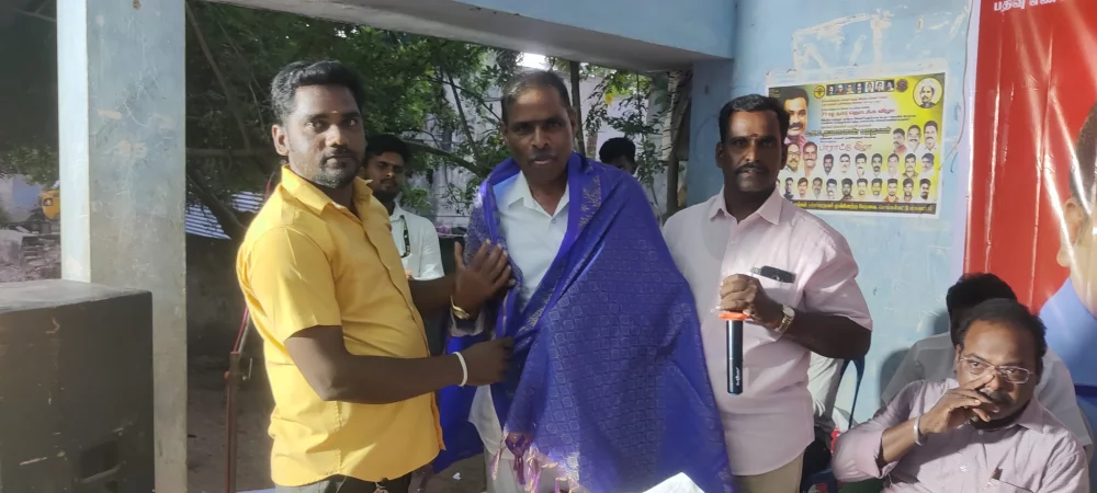 உய்யாலிகுப்பம் மீனவர் கூட்டுறவு சங்கம் நடத்தும் 71-வது தொடக்கவிழாவில் சிறப்பு விருந்தினராக கலந்து கொண்டப்போது.