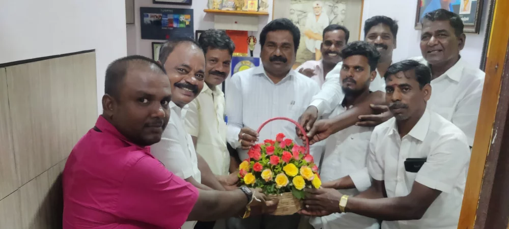 சுவிட்சர்லாந்து நாட்டின் ஜெனிவா நகரில் உள்ள ஐநா சபையில் மீனவர்களுக்கு வழங்கக்கூடிய மானியங்களை நிறுத்துவது சம்பந்தமான தீர்மானத்தை எதிர்ப்பு தெரிவித்து தாயகம் திரும்பிய என்னை வாழ்த்தியப்போது.