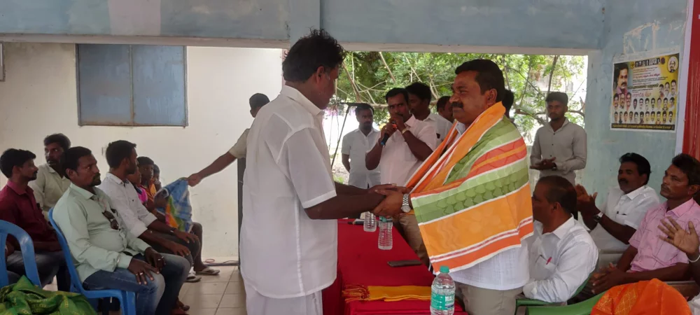 உய்யாலிகுப்பம் மீனவர் கூட்டுறவு சங்கம் நடத்தும் 71-வது தொடக்கவிழாவில் சிறப்பு விருந்தினராக கலந்து கொண்டப்போது.