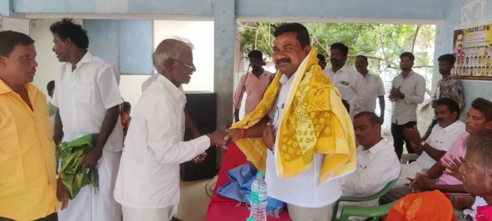 உய்யாலிகுப்பம் மீனவர் கூட்டுறவு சங்கம் நடத்தும் 71-வது தொடக்கவிழாவில் சிறப்பு விருந்தினராக கலந்து கொண்டப்போது.