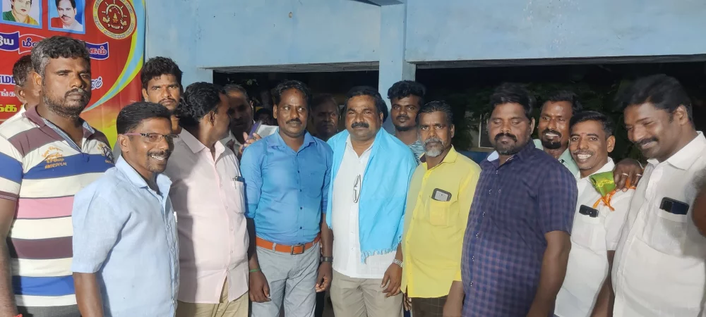 உய்யாலிகுப்பம் மீனவர் கூட்டுறவு சங்கம் நடத்தும் 71-வது தொடக்கவிழாவில் சிறப்பு விருந்தினராக கலந்து கொண்டப்போது.