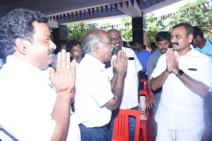 இன்று இராயபுரத்தில் உள்ள மத்திய மீன்துறை கடல்சார் பொறியியல் பயிற்சி நிலையத்திற்கு வருகை புரிந்த மாண்புமிகு முனைவர் எல். முருகன் ஜி மத்திய இணை அமைச்சர் மீன்வளம்,கால்நடை, பால்வளத்துறை,  மற்றும் தகவல் ஒளிபரப்புத் துறை அமைச்சர் அவர்களை நேரில் சந்தித்தப் போது.