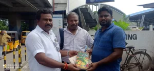 ஆய்வாளர் மற்றும் எழுத்தாளர் மரியாதைக்குரிய திரு. பகத்சிங் தோழர் அவர்களை நேரில் சந்தித்து முனைவர் தி.முத்து கண்ணப்பர் எழுதிய சங்க இலக்கியத்தில் நெய்தல் நிலம் நூலை அவருக்கு வழங்கிய பொழுது.