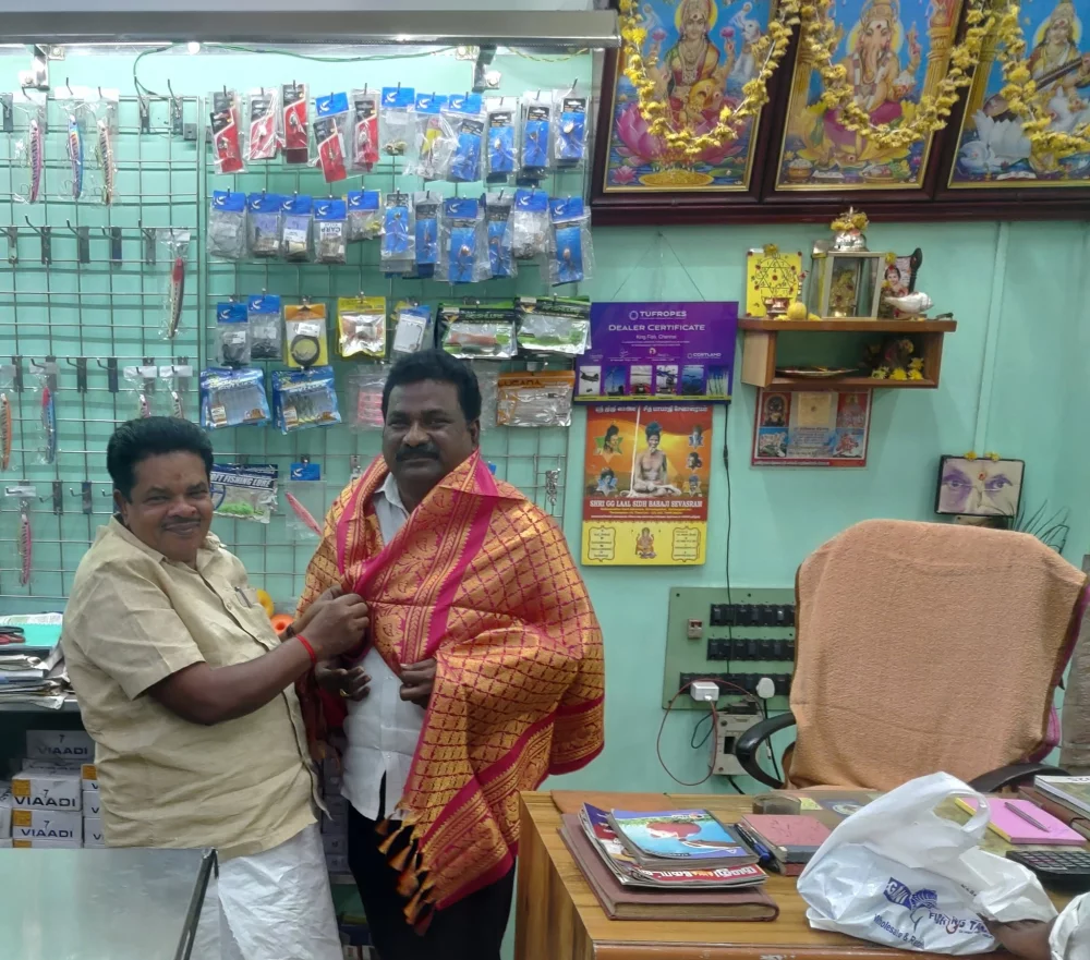 17/03/2025 அன்று எனது பிறந்த நாளை முன்னிட்டு பிறந்தநாள் நிகழ்ச்சியை கொண்டாடியும் அன்னதான நிகழ்ச்சியை நடத்தியும் வாழ்த்து தெரிவித்த உறவினர்களுக்கும் நண்பர்களுக்கும் எனது உயிராக கருதும் என் பரதவர் இன சொந்தங்களுக்கும் எனது மனமார்ந்த நன்றிகள்.