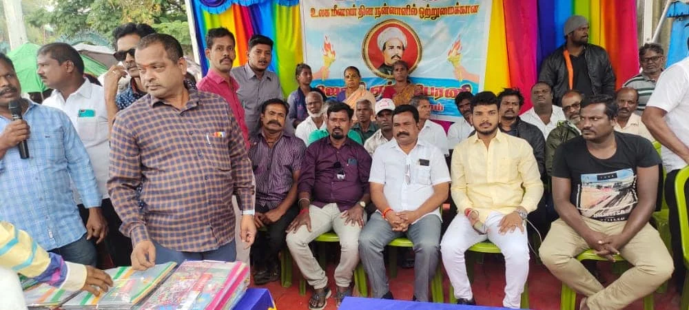 வடசென்னை எண்ணூர் பகுதியில் நடைபெற்ற உலக மீனவர் தின நிகழ்ச்சியில் கலந்து கொண்டு சிறப்பித்த போது.