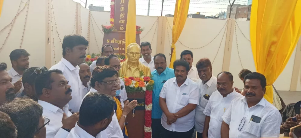 என்.ஜீவரத்தினம் அவர்களுடைய நினைவிடத்தை ஆர்.கே.நகர் சட்டமன்ற உறுப்பினர் ஜே.ஜே.எபிநேசர் அவர்கள் தன்னுடைய தொகுதி மேம்பாட்டு நிதியிலிருந்து 10 லட்சம் ரூபாய் செலவில் புதுப்பித்து 26/03/2023 அன்று மாலை திறப்பு விழா செய்தார்கள்.