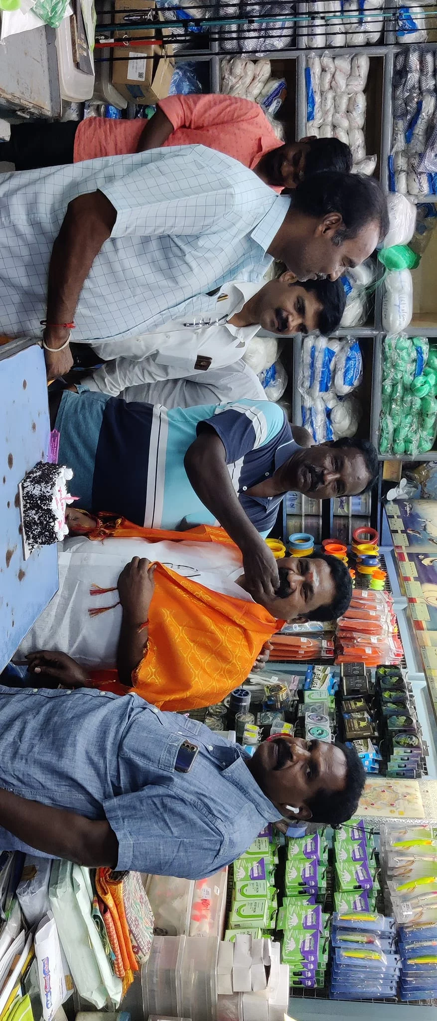 17/03/2023  எனது பிறந்தநாள் அன்று என்னை நேரில் சந்தித்தும் தொலைபேசி, வாட்சப், பேஸ்புக் instagram போன்ற சமூக ஊடகங்கள் வாயிலாகவும் பிறந்தநாள் வாழ்த்து தெரிவித்த அனைத்து நண்பர்களுக்கும் என் மீது பாசம் கொண்ட நட்புகளுக்கும் எனது மனமார்ந்த நன்றிகள்.