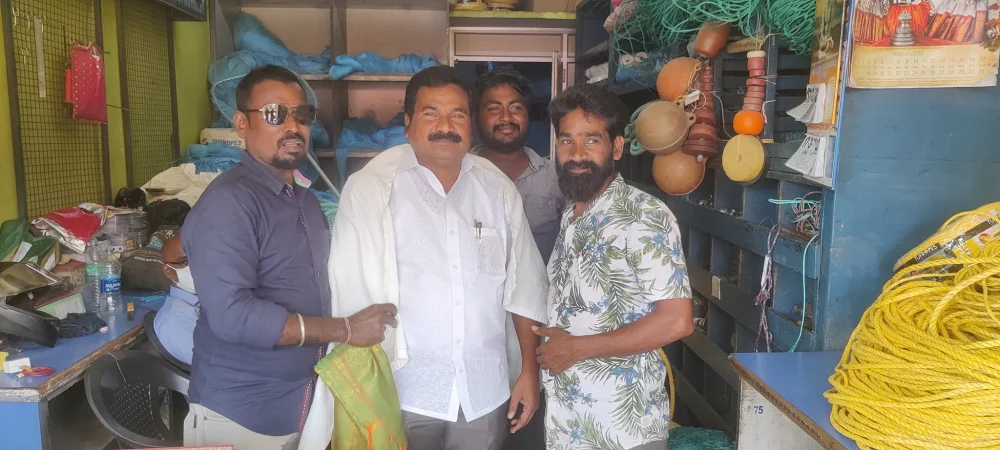 17/03/2023  எனது பிறந்தநாள் அன்று என்னை நேரில் சந்தித்தும் தொலைபேசி, வாட்சப், பேஸ்புக் instagram போன்ற சமூக ஊடகங்கள் வாயிலாகவும் பிறந்தநாள் வாழ்த்து தெரிவித்த அனைத்து நண்பர்களுக்கும் என் மீது பாசம் கொண்ட நட்புகளுக்கும் எனது மனமார்ந்த நன்றிகள்.