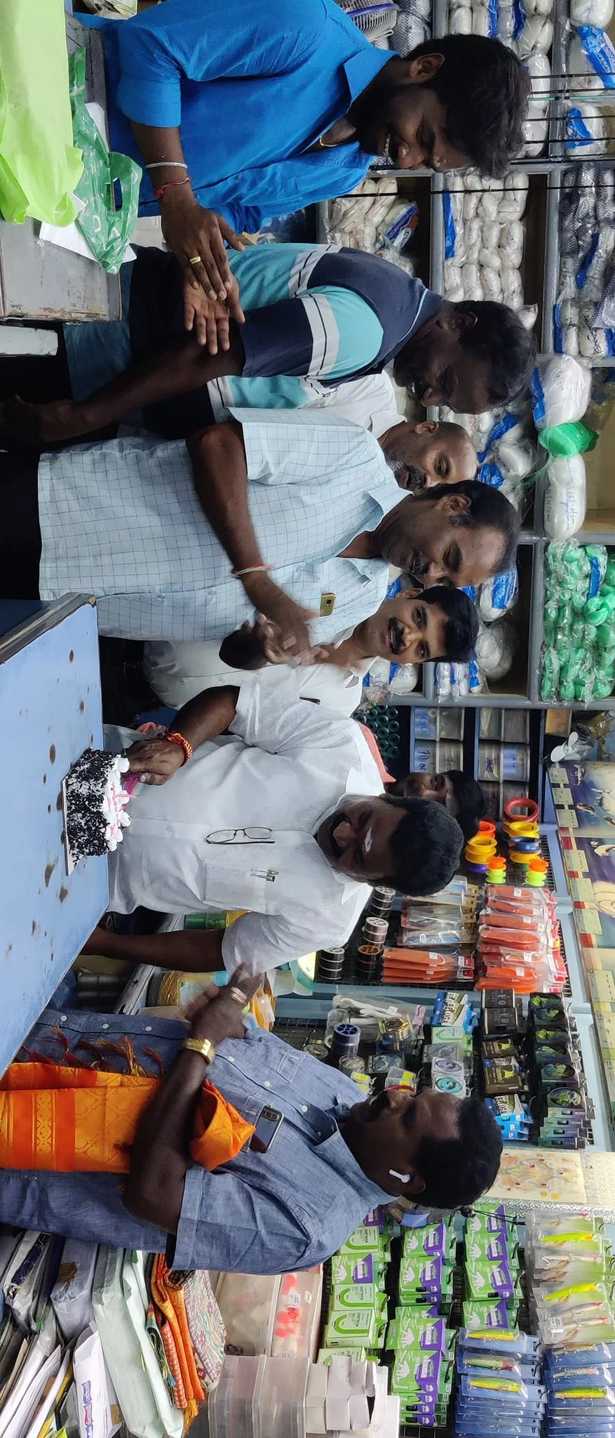 17/03/2023  எனது பிறந்தநாள் அன்று என்னை நேரில் சந்தித்தும் தொலைபேசி, வாட்சப், பேஸ்புக் instagram போன்ற சமூக ஊடகங்கள் வாயிலாகவும் பிறந்தநாள் வாழ்த்து தெரிவித்த அனைத்து நண்பர்களுக்கும் என் மீது பாசம் கொண்ட நட்புகளுக்கும் எனது மனமார்ந்த நன்றிகள்.