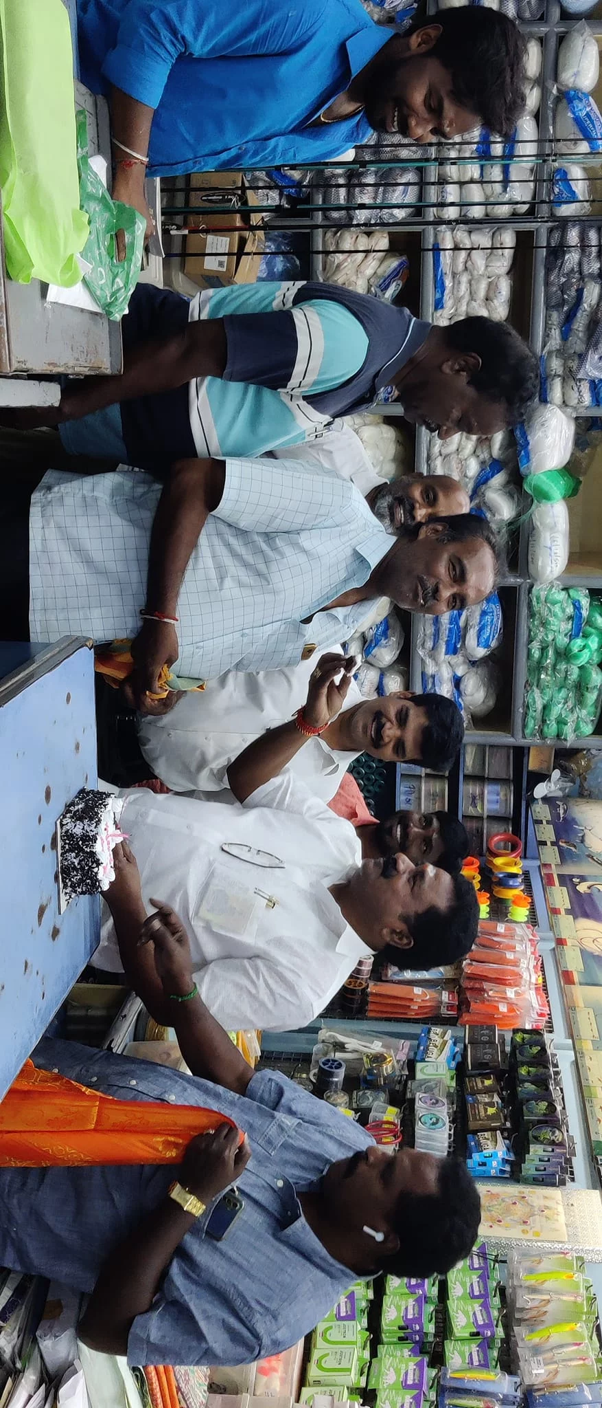 17/03/2023  எனது பிறந்தநாள் அன்று என்னை நேரில் சந்தித்தும் தொலைபேசி, வாட்சப், பேஸ்புக் instagram போன்ற சமூக ஊடகங்கள் வாயிலாகவும் பிறந்தநாள் வாழ்த்து தெரிவித்த அனைத்து நண்பர்களுக்கும் என் மீது பாசம் கொண்ட நட்புகளுக்கும் எனது மனமார்ந்த நன்றிகள்.