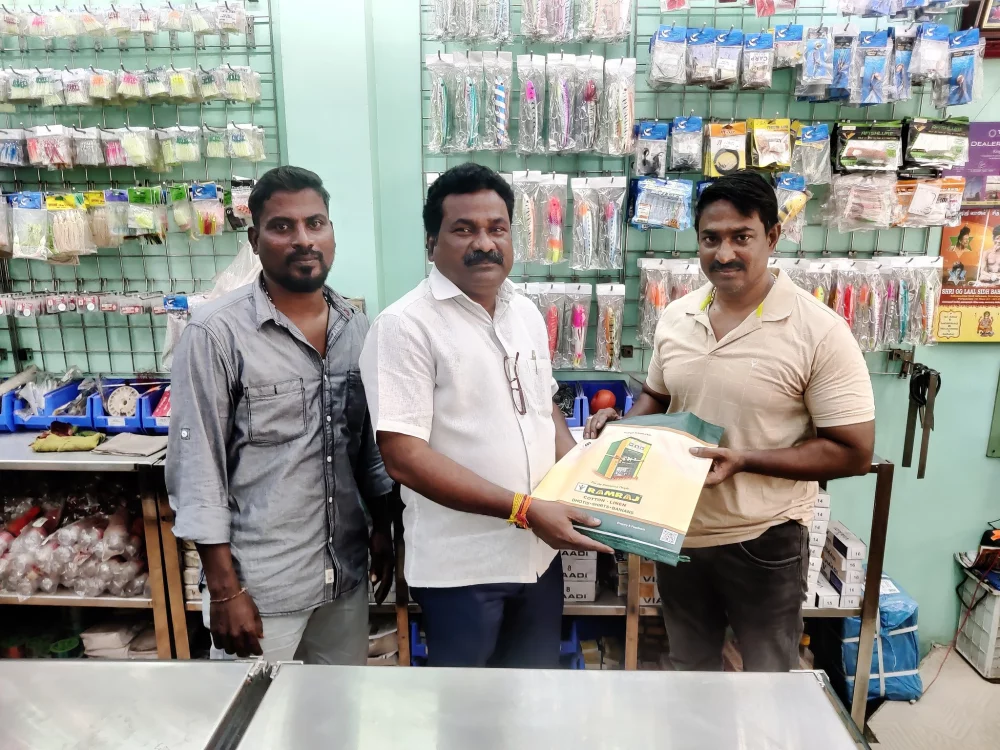 17/03/2025 அன்று எனது பிறந்த நாளை முன்னிட்டு பிறந்தநாள் நிகழ்ச்சியை கொண்டாடியும் அன்னதான நிகழ்ச்சியை நடத்தியும் வாழ்த்து தெரிவித்த உறவினர்களுக்கும் நண்பர்களுக்கும் எனது உயிராக கருதும் என் பரதவர் இன சொந்தங்களுக்கும் எனது மனமார்ந்த நன்றிகள்.