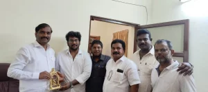 பண்ருட்டி சட்டமன்ற உறுப்பினர் திரு.வேல்முருகன் அவர்களை டாக்டர் எஸ். ஜெயசந்திரன் அவர்களுடைய இளைய மகன் டாக்டர். சரத் ராஜ் ஜெயச்சந்திரன் எம்பிபிஎஸ் எம்டி, டாக்டர்.எம்.டி தயாளன், வன்னிய ராஜன், பாலாஜி, சேவியர், ஆகியவர்கள் நேரில் சந்தித்து நன்றி தெரிவித்தப்போது