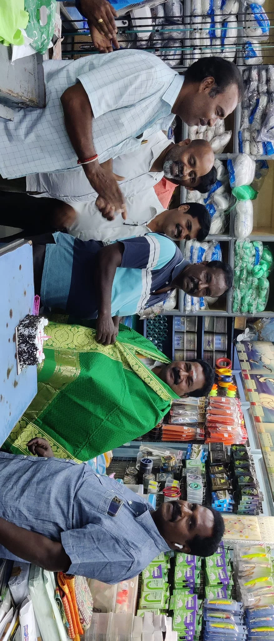 17/03/2023  எனது பிறந்தநாள் அன்று என்னை நேரில் சந்தித்தும் தொலைபேசி, வாட்சப், பேஸ்புக் instagram போன்ற சமூக ஊடகங்கள் வாயிலாகவும் பிறந்தநாள் வாழ்த்து தெரிவித்த அனைத்து நண்பர்களுக்கும் என் மீது பாசம் கொண்ட நட்புகளுக்கும் எனது மனமார்ந்த நன்றிகள்.