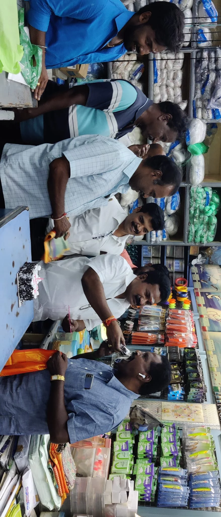 17/03/2023  எனது பிறந்தநாள் அன்று என்னை நேரில் சந்தித்தும் தொலைபேசி, வாட்சப், பேஸ்புக் instagram போன்ற சமூக ஊடகங்கள் வாயிலாகவும் பிறந்தநாள் வாழ்த்து தெரிவித்த அனைத்து நண்பர்களுக்கும் என் மீது பாசம் கொண்ட நட்புகளுக்கும் எனது மனமார்ந்த நன்றிகள்.