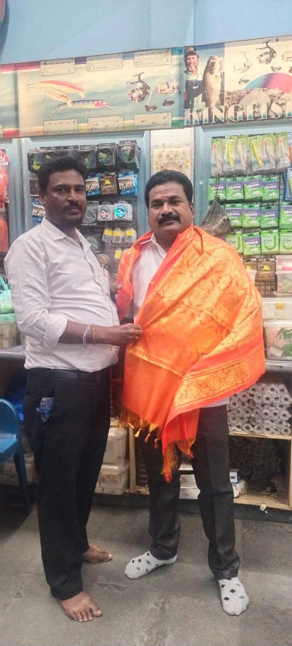 17/03/2023  எனது பிறந்தநாள் அன்று என்னை நேரில் சந்தித்தும் தொலைபேசி, வாட்சப், பேஸ்புக் instagram போன்ற சமூக ஊடகங்கள் வாயிலாகவும் பிறந்தநாள் வாழ்த்து தெரிவித்த அனைத்து நண்பர்களுக்கும் என் மீது பாசம் கொண்ட நட்புகளுக்கும் எனது மனமார்ந்த நன்றிகள்.