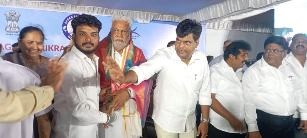 இன்று சாகர் பரிகிரமா IX 2023 நிகழ்ச்சி மத்திய மீனவளத்துறை அமைச்சர் மாண்புமிகு பர்ஷோத்தம் ரூபாலா ஜீ அவர்கள் கலந்து கொண்ட நிகழ்ச்சி இன்று சென்னை காசிமேடு துறைமுகத்தில் நடைபெற்றது.