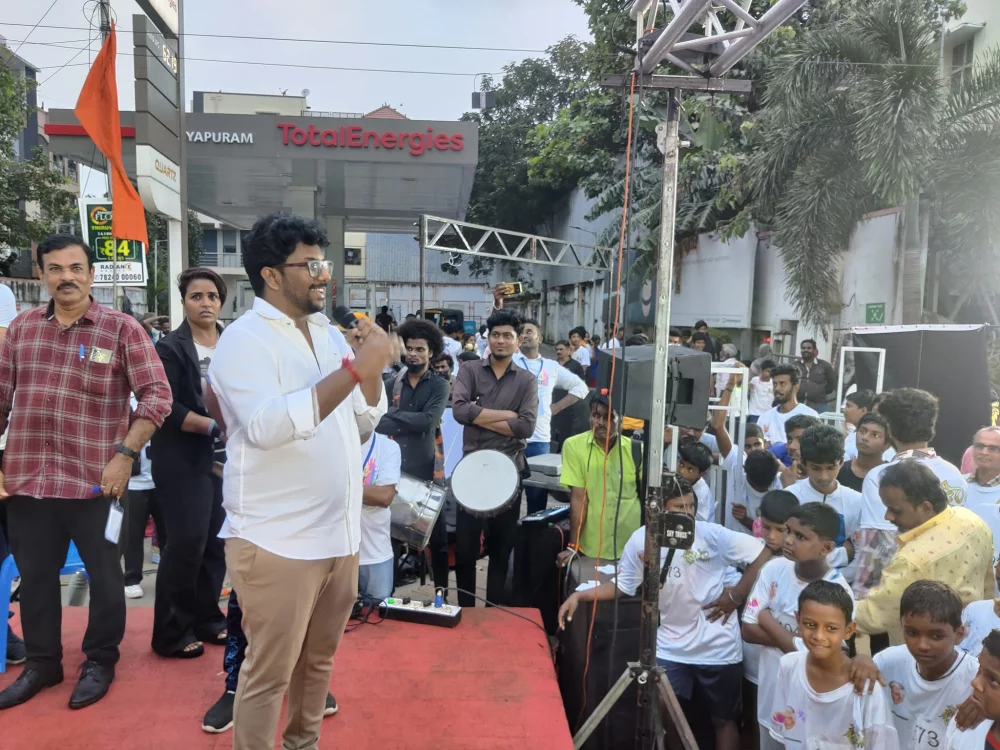 07/01/2024 சென்னை இராயபுரத்தில் டாக்டர் சரத்ராஜ் ஜெயச்சந்திரன் தலைமையில் போதை தடுப்பு விழிப்புணர்வு மாரத்தான் போட்டி நடைபெற்று அதில் பங்கு பெற்றப்போது..