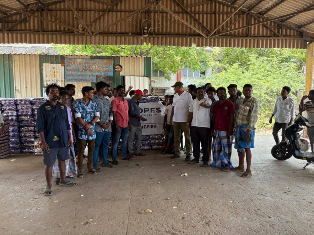 61 நாள்மீன்பிடி தடை காலத்தை முன்னிட்டு மீன்பிடி வலை மேஸ்திரிகள் சங்கத்தை சேர்ந்த உறுப்பினர்கள் அனைவருக்கும் மீன்பிடி தடைகால நிவாரணமாக அரிசி வழங்கப்பட்டது இந்தப் பங்களிப்பை டஃப்ரோப்ஸ் நிறுவனமும் அதன் டீலரான கிங் ஃபிஷ் நிறுவனத்துடன் இணைந்து வழங்கினோம்.