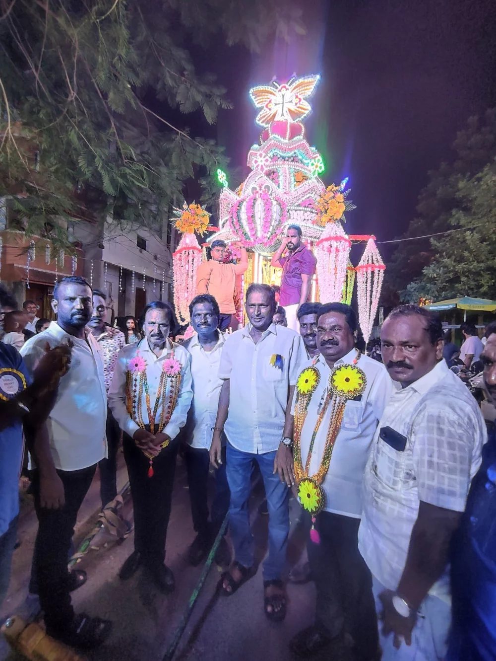 அன்னை வேளாங்கண்ணி மாதா ஆலயம் ராயபுரம் ஸ்டான்லி மருத்துவமனை அருகில் 53 ஆம் ஆண்டு தேர் திருவிழா நிகழ்ச்சிகள் சிறப்பு விருந்தினராக கலந்து கொண்டதால் நினைவு பரிசு