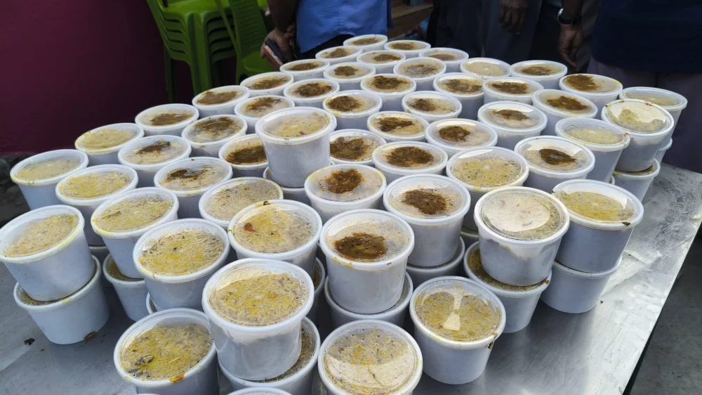 என்றும் மக்கள் மருத்துவர் என்றும் அன்போடு அழைக்கப்பட்ட மறைந்தும் மறையாமலும் எங்கள் நினைவில் வாழும் ஐந்து ரூபாய் டாக்டர் எஸ்.ஜெயச்சந்திரன் அவர்களின் 7 ஆம் ஆண்டு நினைவஞ்சலி.