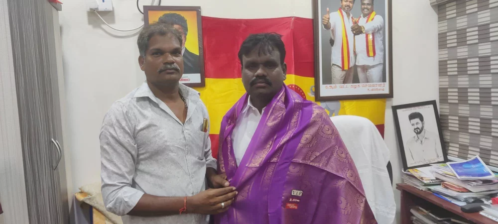 தமிழக வெற்றி கழகத்தின் திருவொற்றியூர் சட்டமன்ற உறுப்பினர் மரியாதைக்குரிய மாண்புமிகு  N.செந்தில்குமார் அவர்களை இன்று நேரில் சந்தித்து வாழ்த்து தெரிவித்த போது.
