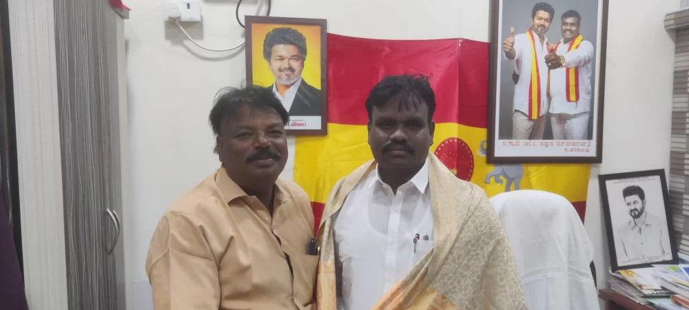 தமிழக வெற்றி கழகத்தின் திருவொற்றியூர் சட்டமன்ற உறுப்பினர் மரியாதைக்குரிய மாண்புமிகு  N.செந்தில்குமார் அவர்களை இன்று நேரில் சந்தித்து வாழ்த்து தெரிவித்த போது.