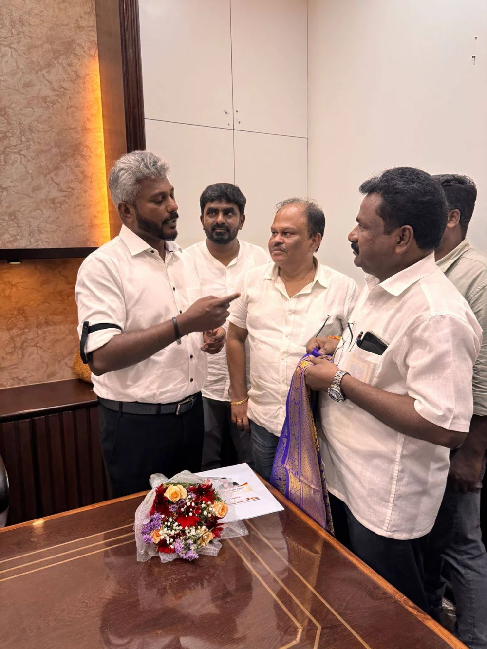 மாண்புமிகு தமிழக  நிதியமைச்சர் மரியாதைக்குரிய மரிய வில்சன் அவர்களை சந்தித்து வாழ்த்து தெரிவித்த போது.
