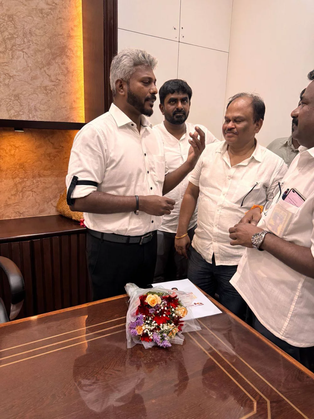 மாண்புமிகு தமிழக  நிதியமைச்சர் மரியாதைக்குரிய மரிய வில்சன் அவர்களை சந்தித்து வாழ்த்து தெரிவித்த போது.