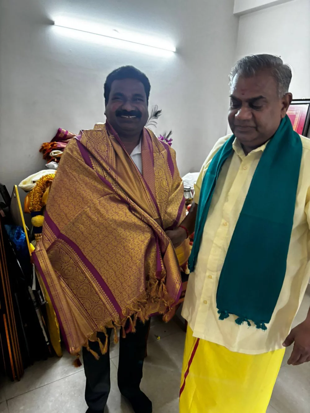 தமிழக வெற்றி கழகத்தின் மாண்புமிகு மரியாதைக்குரிய  பொதுச்செயலாளர் அவர்களை மரியாதை நிமித்தமாக சந்தித்தபோது.